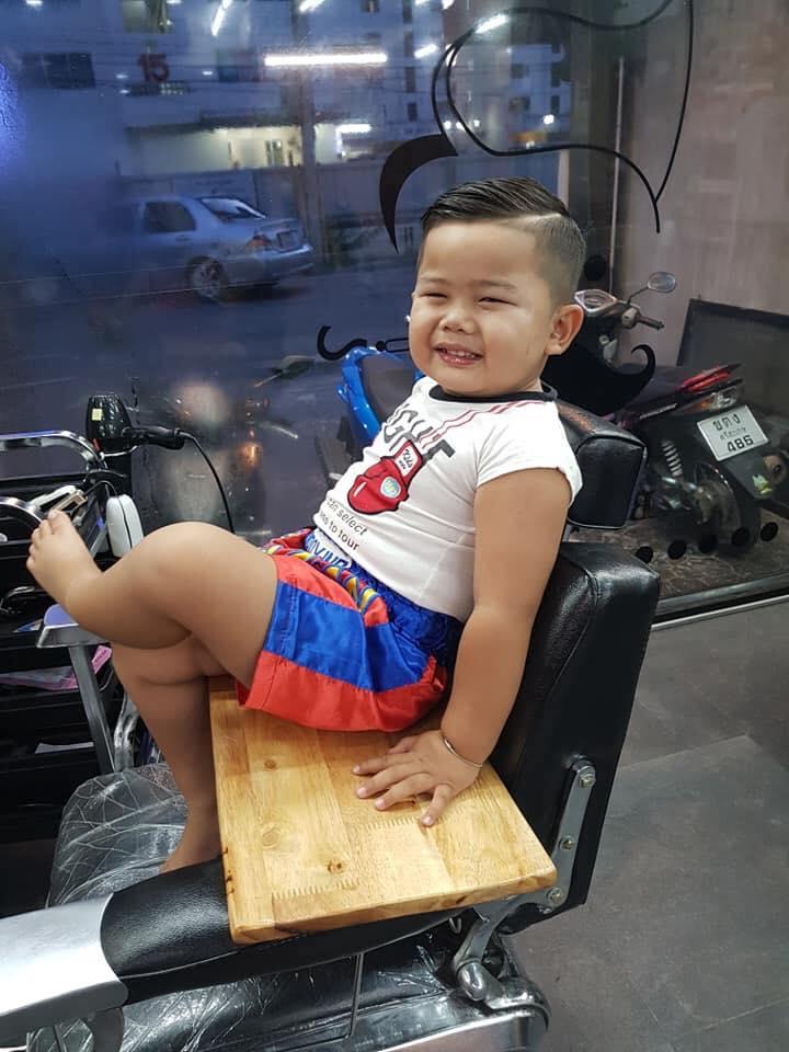 ร้านตัดผมชาย Cut Dee Barbershop